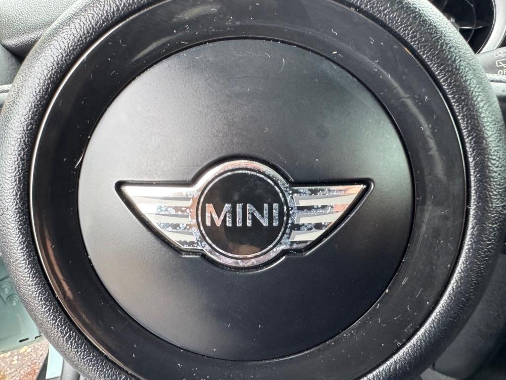 MINI Cooper Hardtop 2dr Cpe 2012