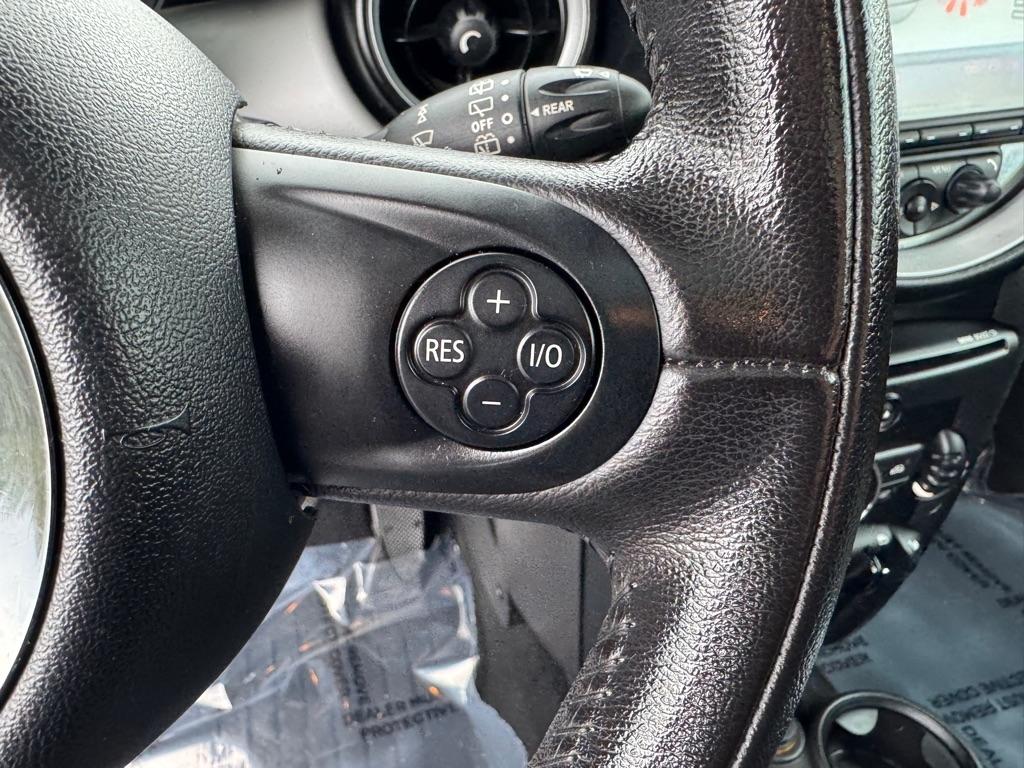 MINI Cooper Hardtop 2dr Cpe 2012