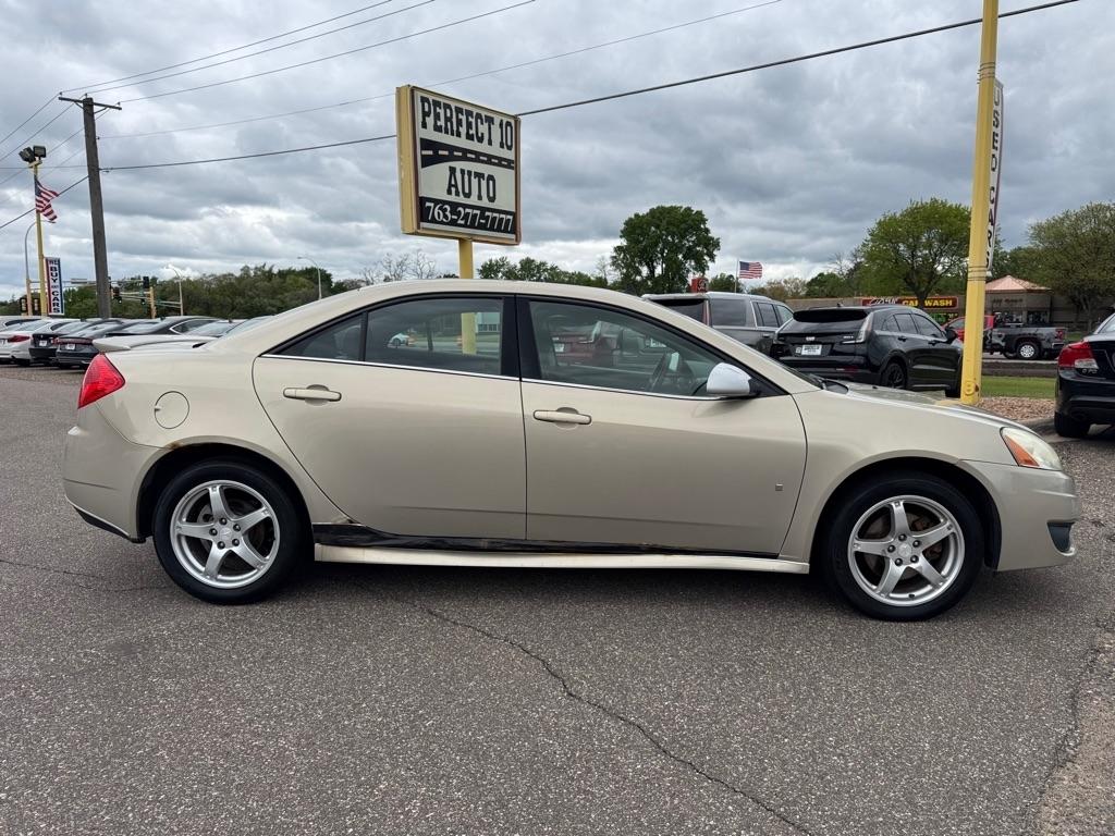 Pontiac G6 4dr Sdn w/1SB 2009