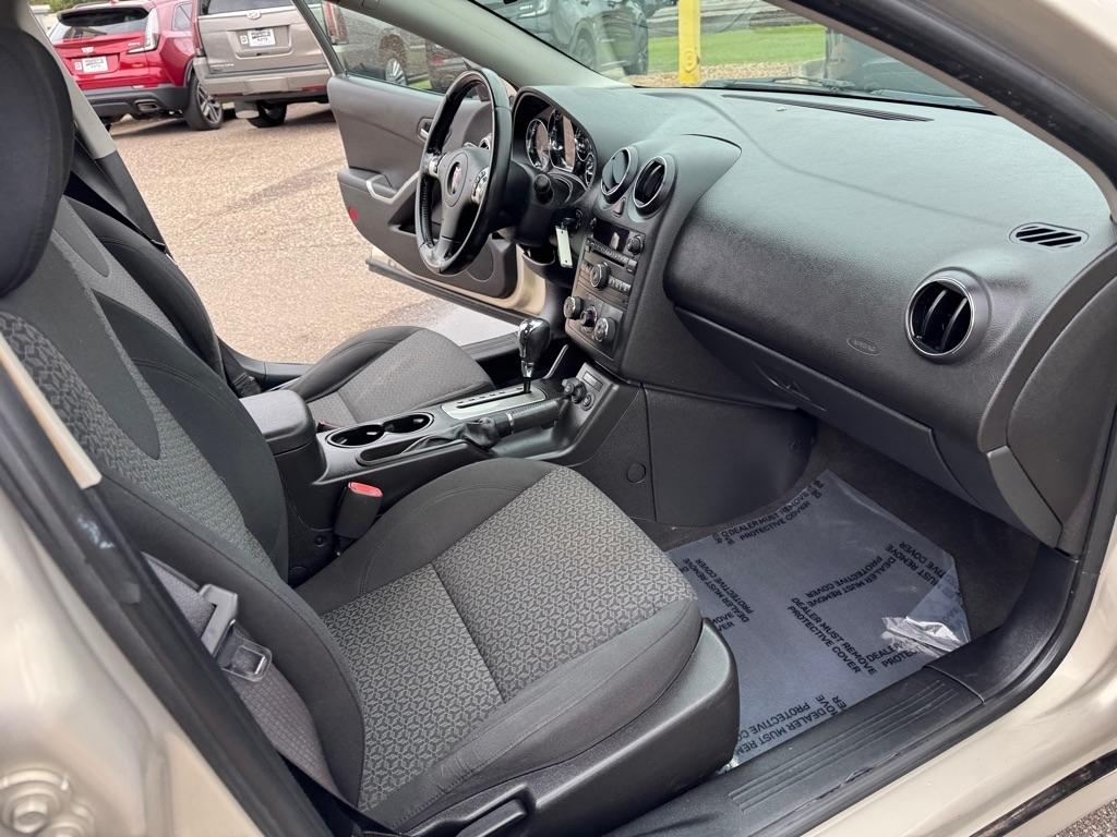 Pontiac G6 4dr Sdn w/1SB 2009