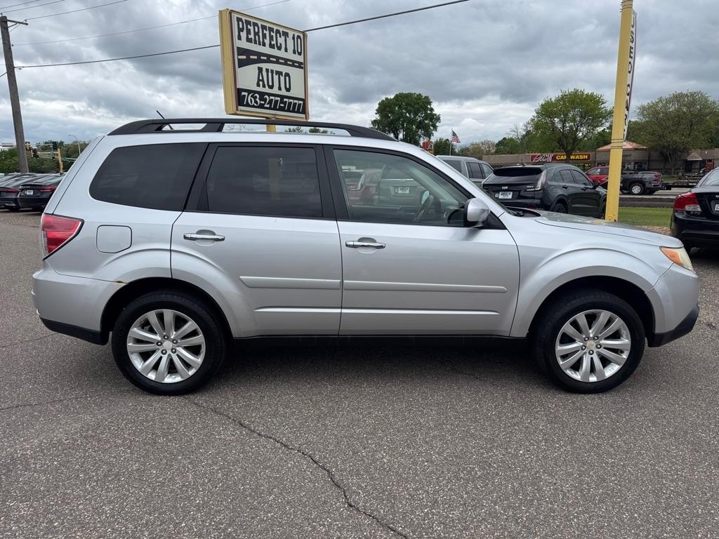 Subaru Forester 4dr Auto 2.5X Premium w/All-Weather Pkg 2011