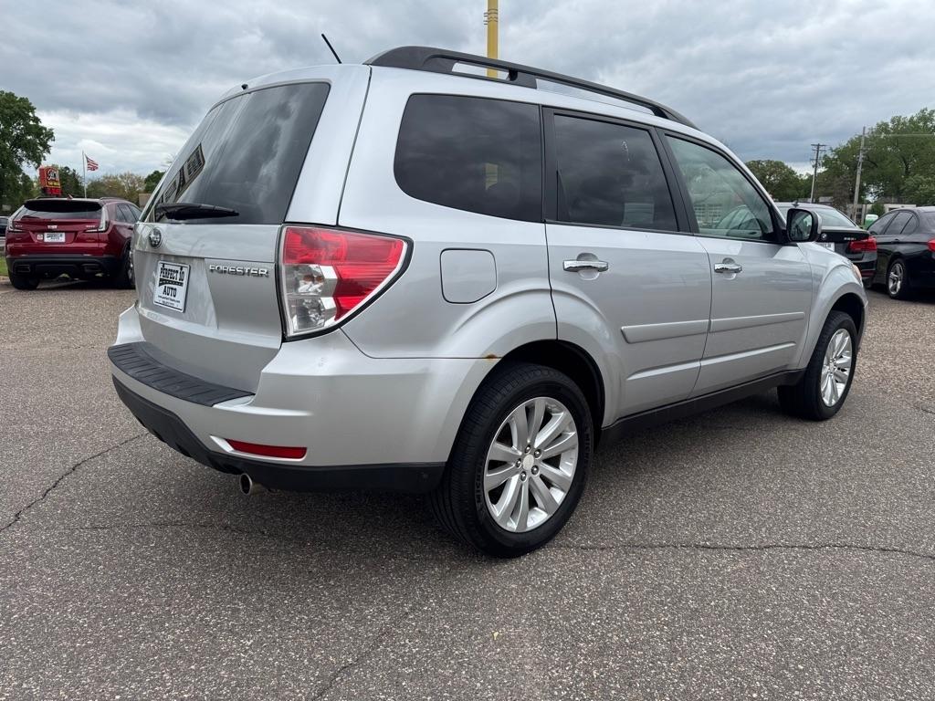 Subaru Forester 4dr Auto 2.5X Premium w/All-Weather Pkg 2011