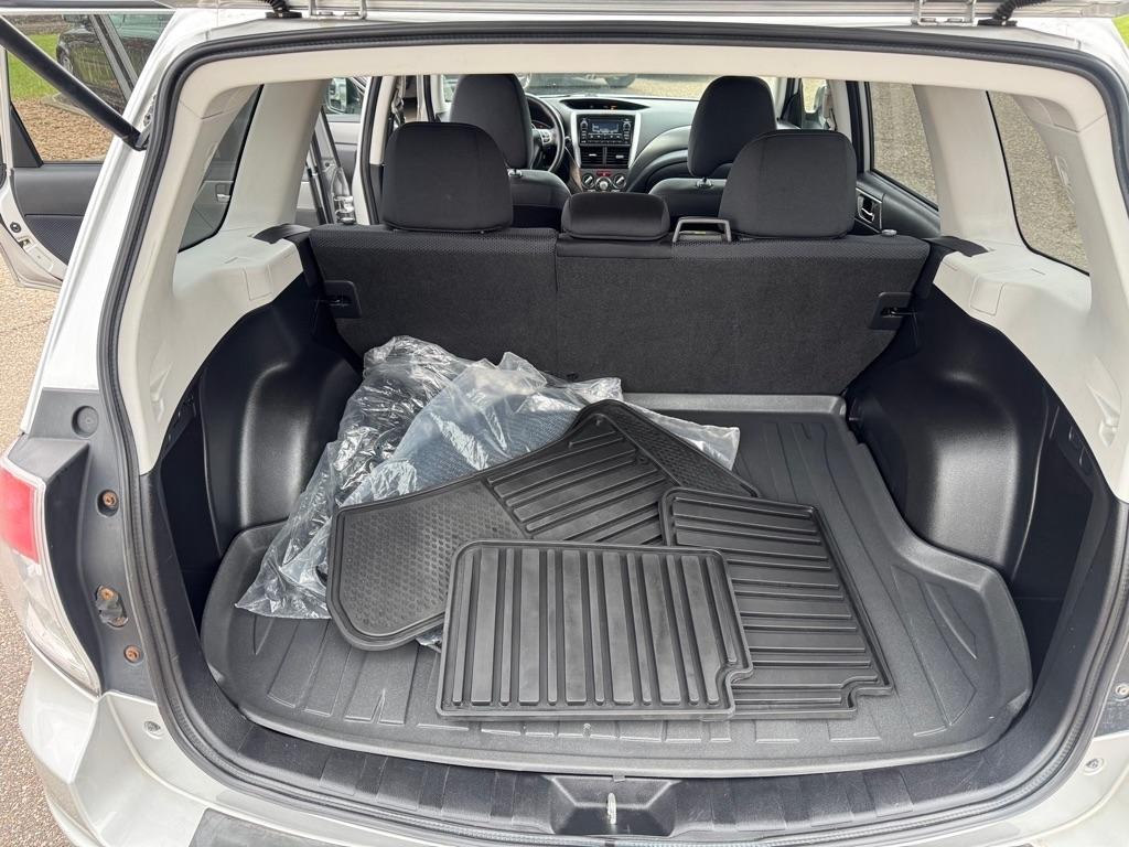 Subaru Forester 4dr Auto 2.5X Premium w/All-Weather Pkg 2011