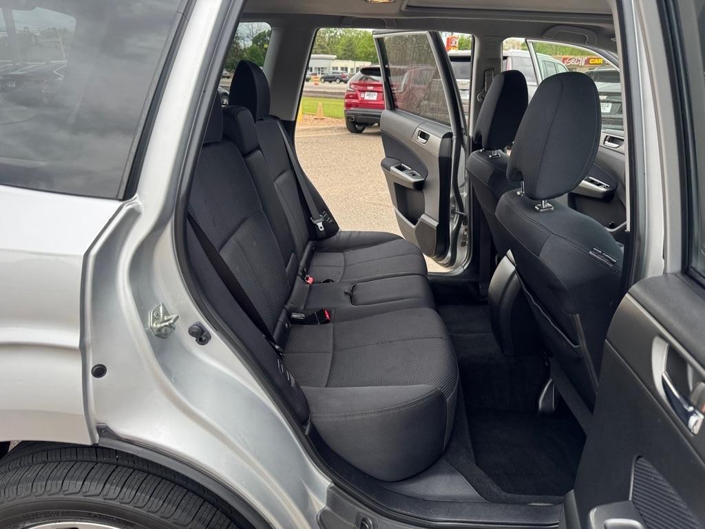 Subaru Forester 4dr Auto 2.5X Premium w/All-Weather Pkg 2011