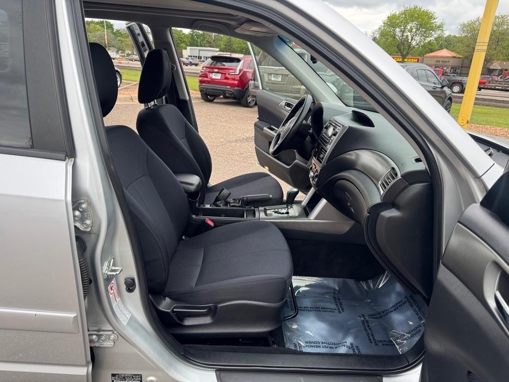 Subaru Forester 4dr Auto 2.5X Premium w/All-Weather Pkg 2011