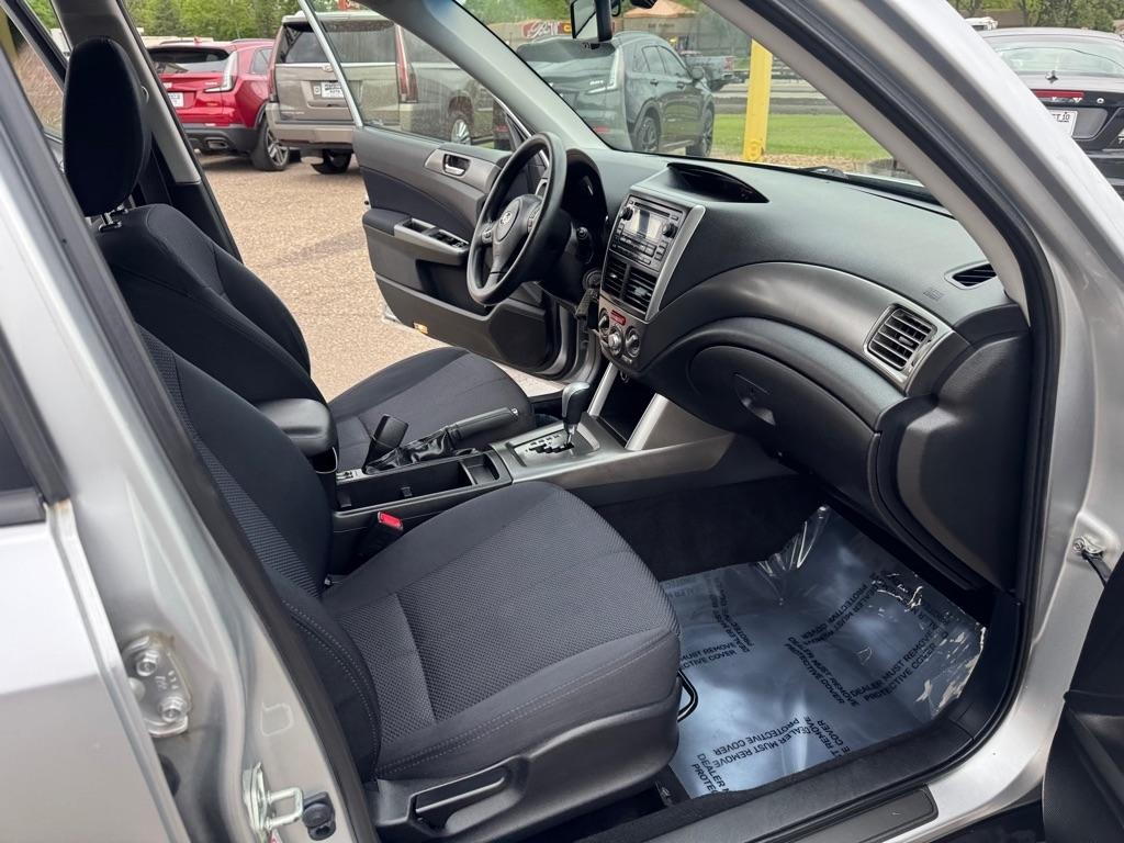 Subaru Forester 4dr Auto 2.5X Premium w/All-Weather Pkg 2011