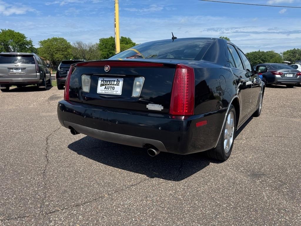 Cadillac STS 4dr Sdn V6 2006