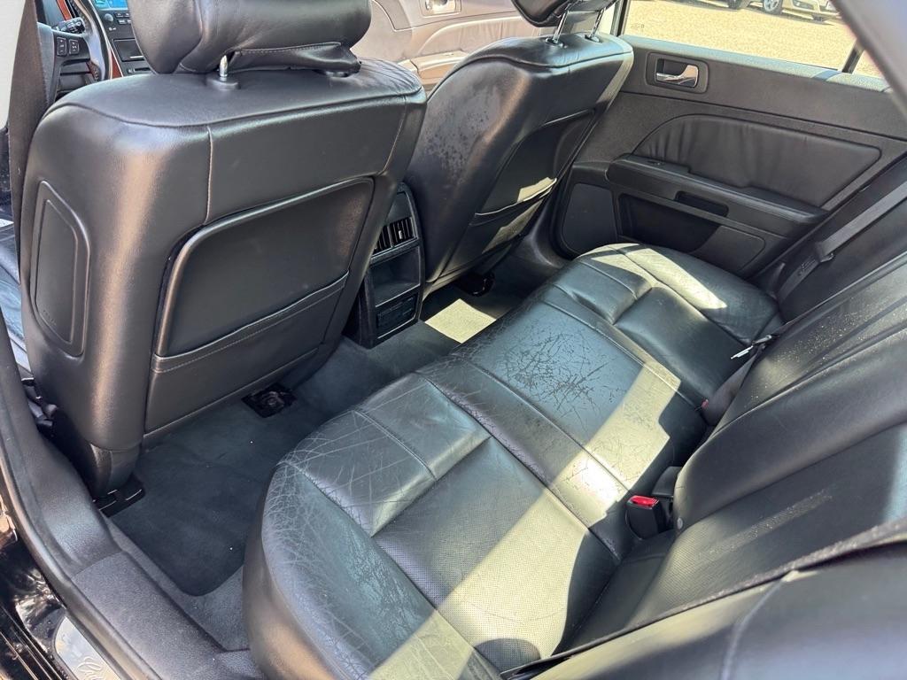 Cadillac STS 4dr Sdn V6 2006