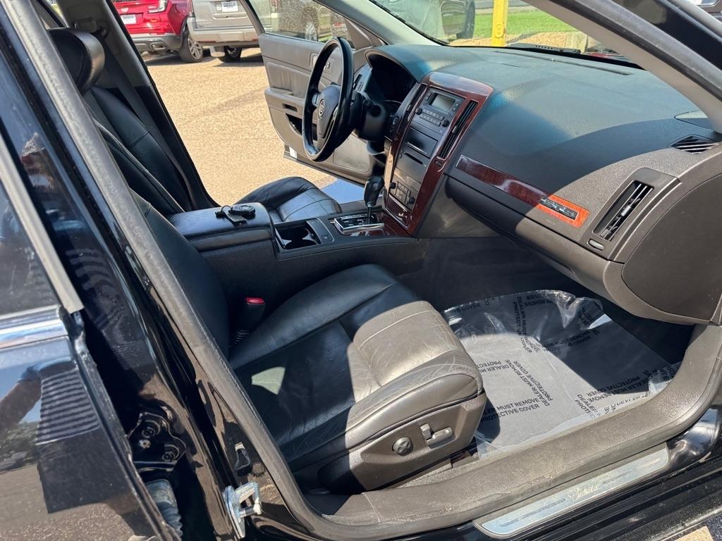 Cadillac STS 4dr Sdn V6 2006