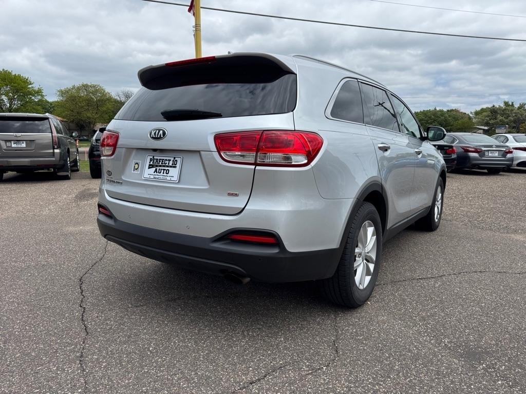 Kia Sorento LX FWD 2017