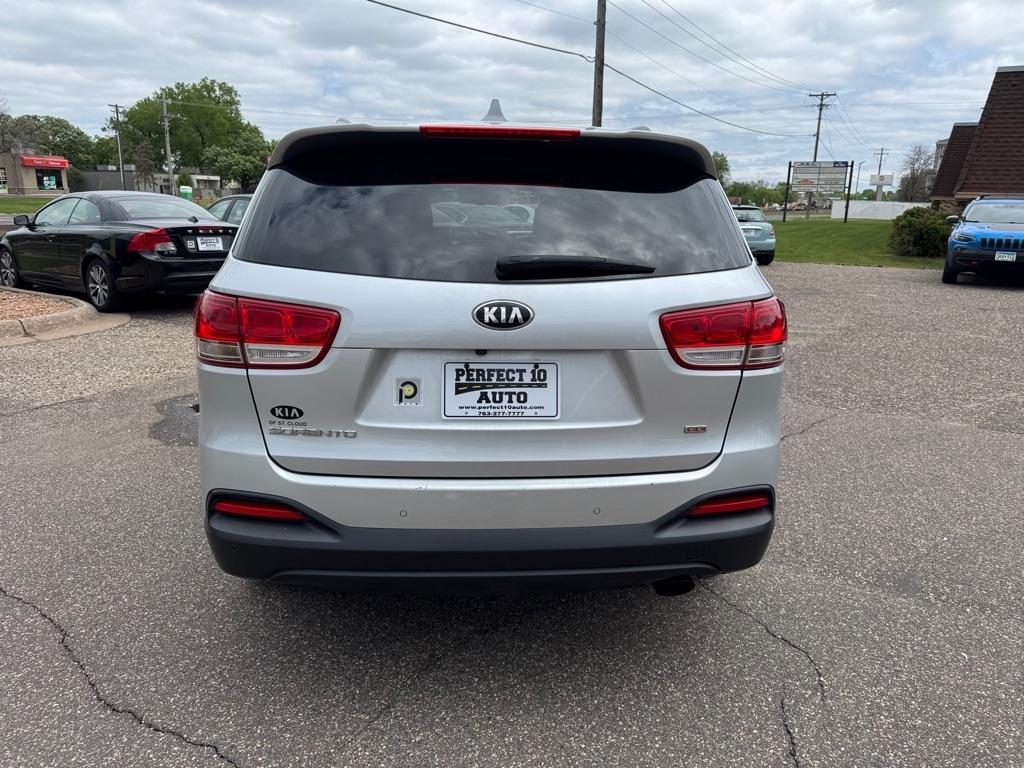 Kia Sorento LX FWD 2017