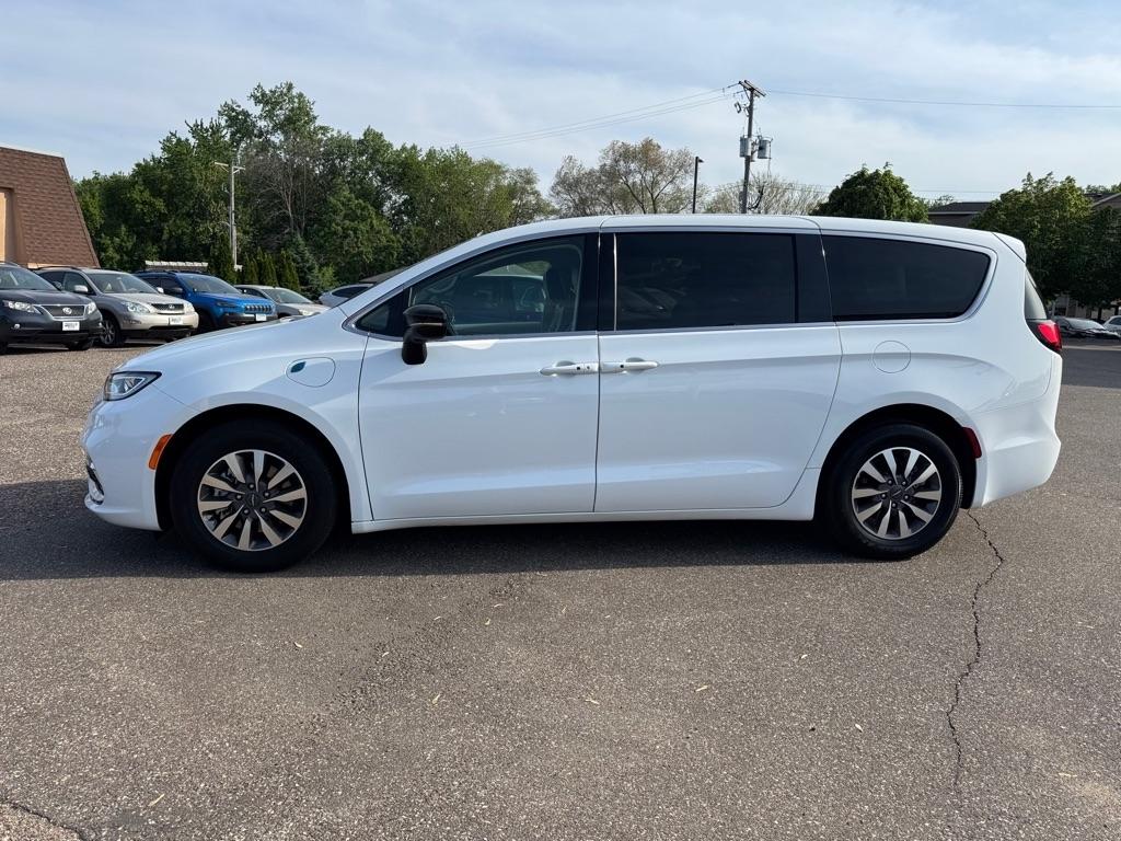 Chrysler Pacifica Hybrid Select FWD 2024
