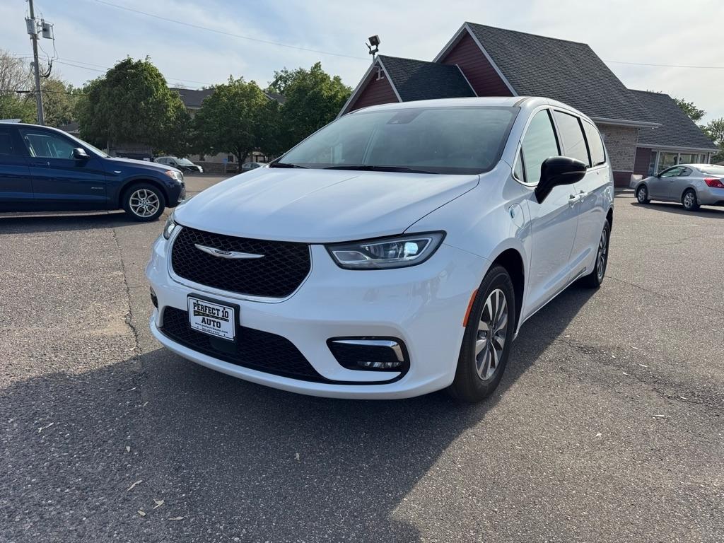 Chrysler Pacifica Hybrid Select FWD 2024