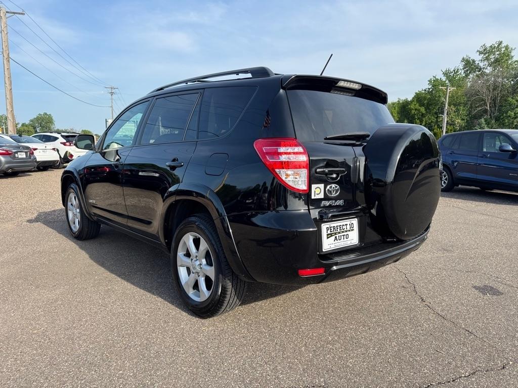 Toyota RAV4 4WD 4dr 4-cyl 4-Spd AT Ltd (Natl) 2011