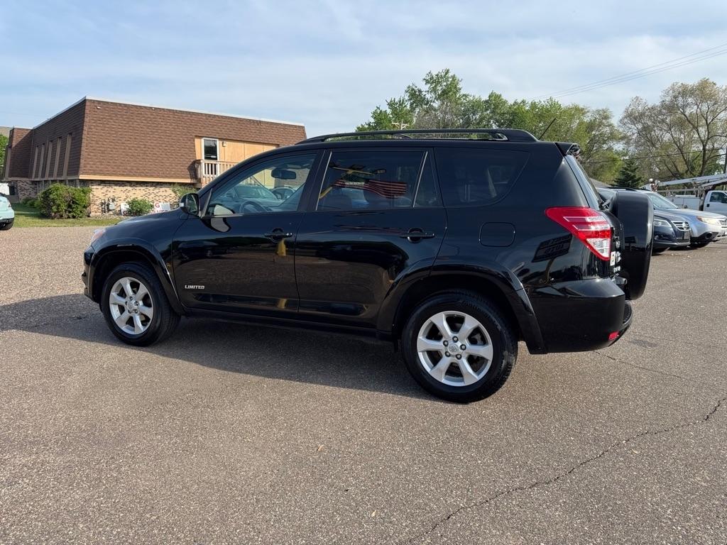 Toyota RAV4 4WD 4dr 4-cyl 4-Spd AT Ltd (Natl) 2011