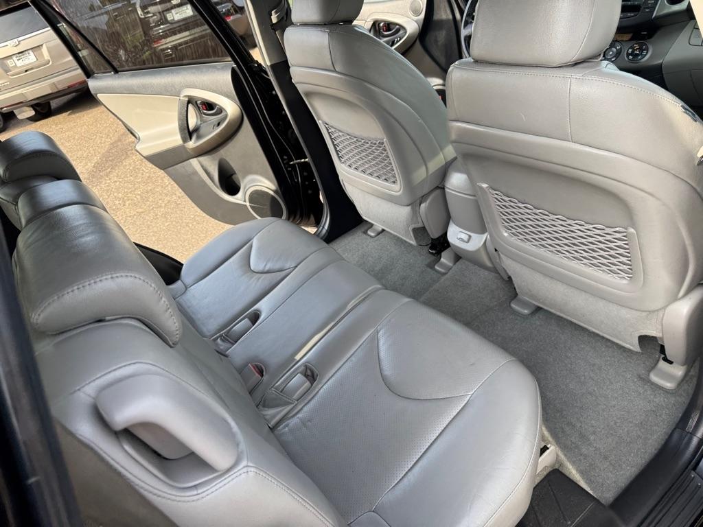 Toyota RAV4 4WD 4dr 4-cyl 4-Spd AT Ltd (Natl) 2011