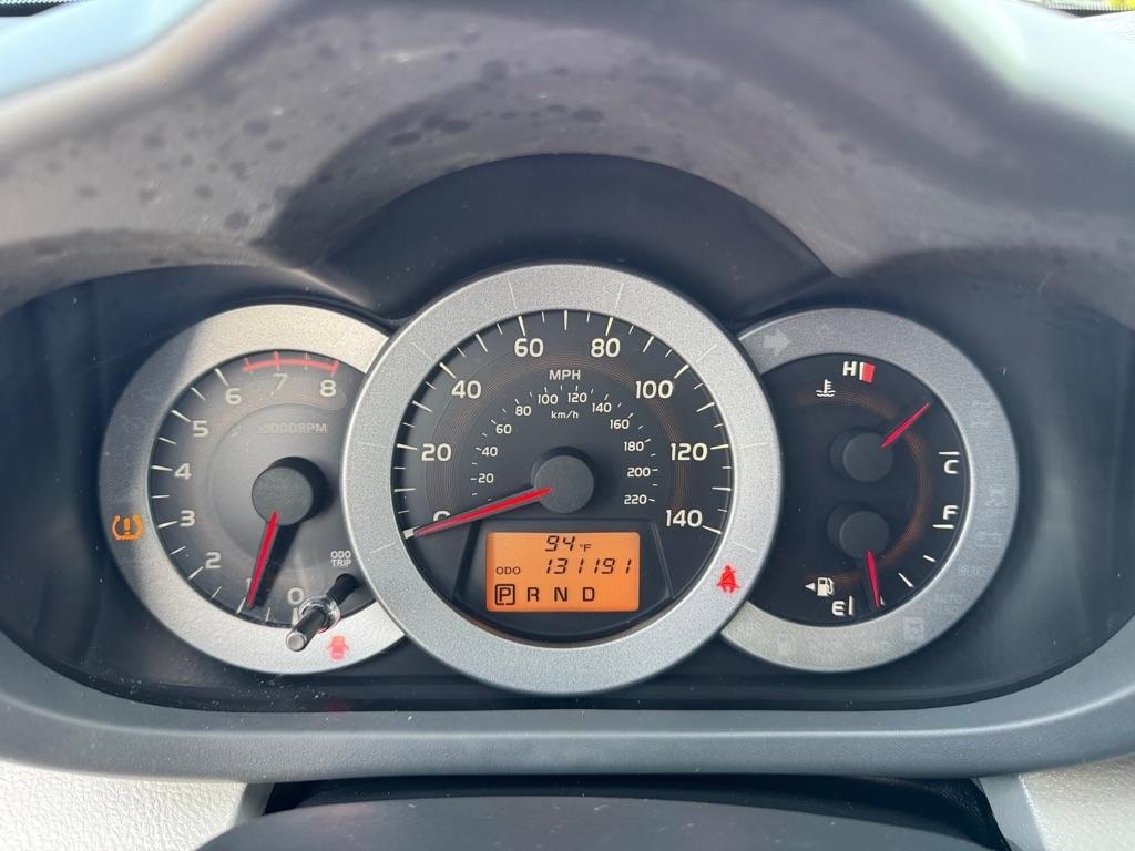 Toyota RAV4 4WD 4dr 4-cyl 4-Spd AT Ltd (Natl) 2011