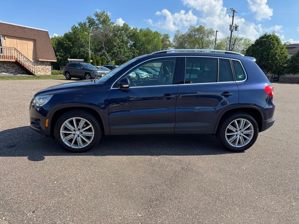 Volkswagen Tiguan 4WD 4dr S 4Motion 2011