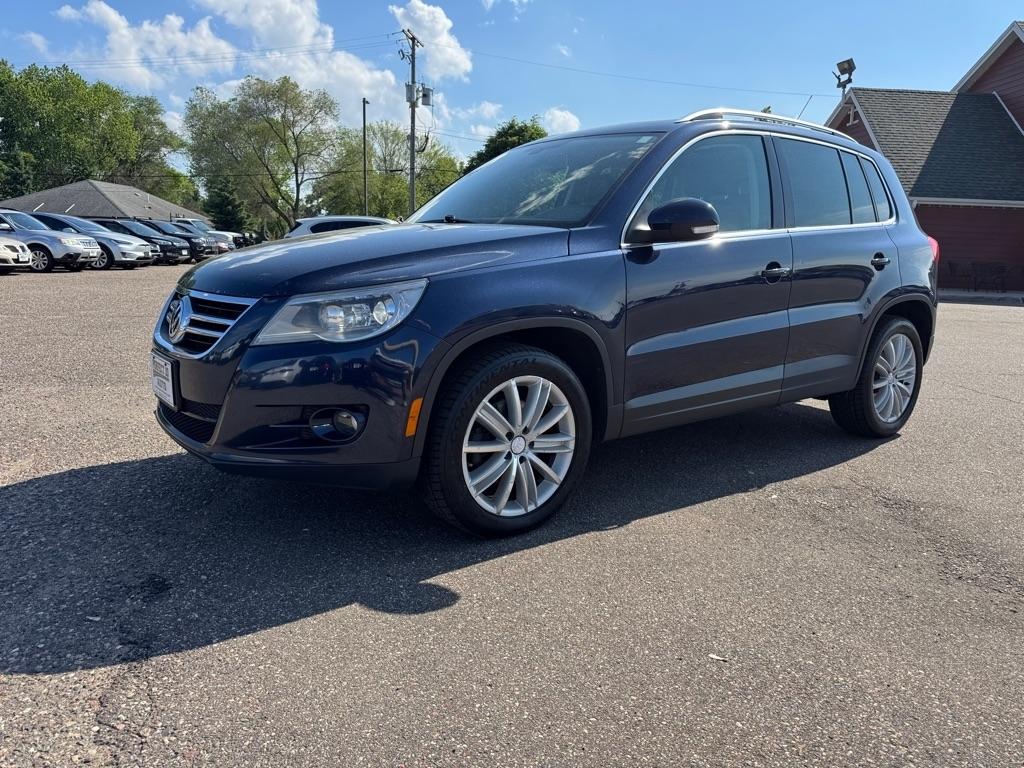 Volkswagen Tiguan 4WD 4dr S 4Motion 2011