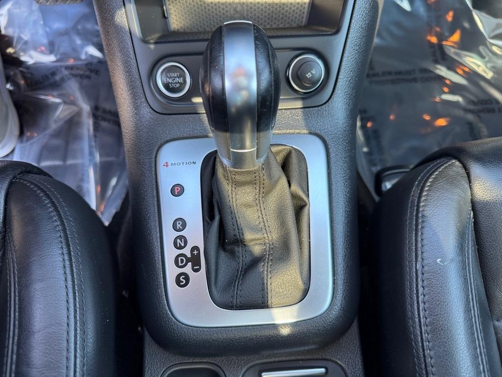 Volkswagen Tiguan 4WD 4dr S 4Motion 2011