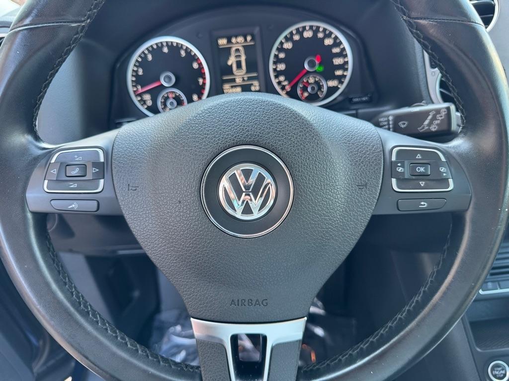 Volkswagen Tiguan 4WD 4dr S 4Motion 2011
