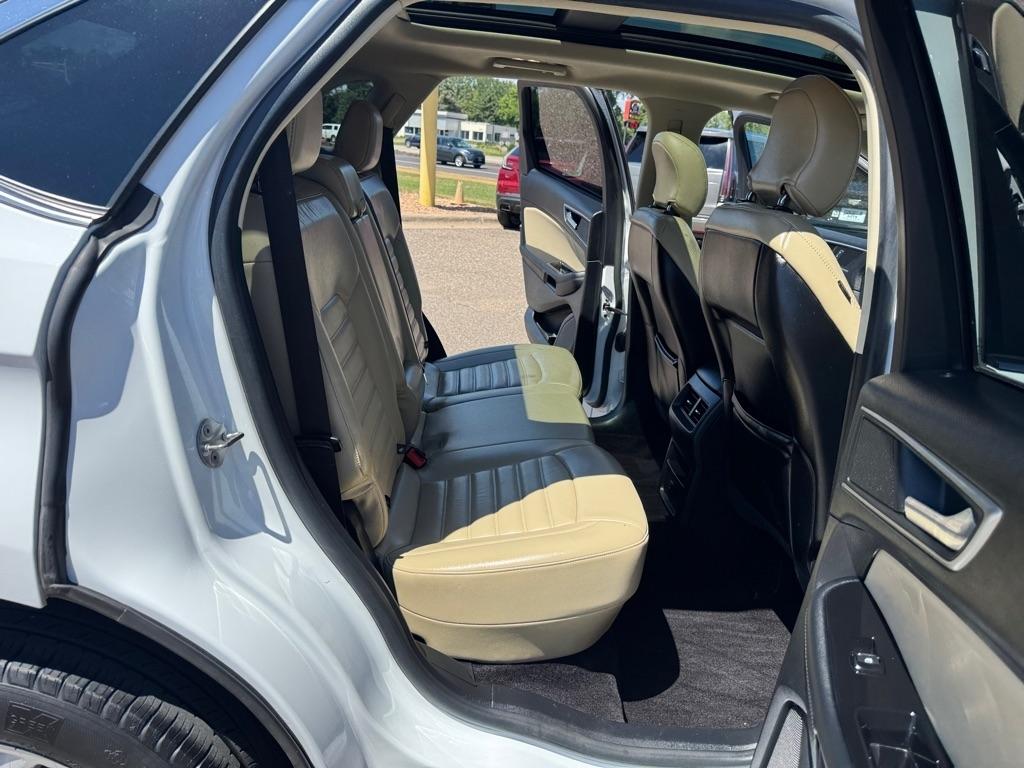 Ford Edge 4dr SEL AWD 2016