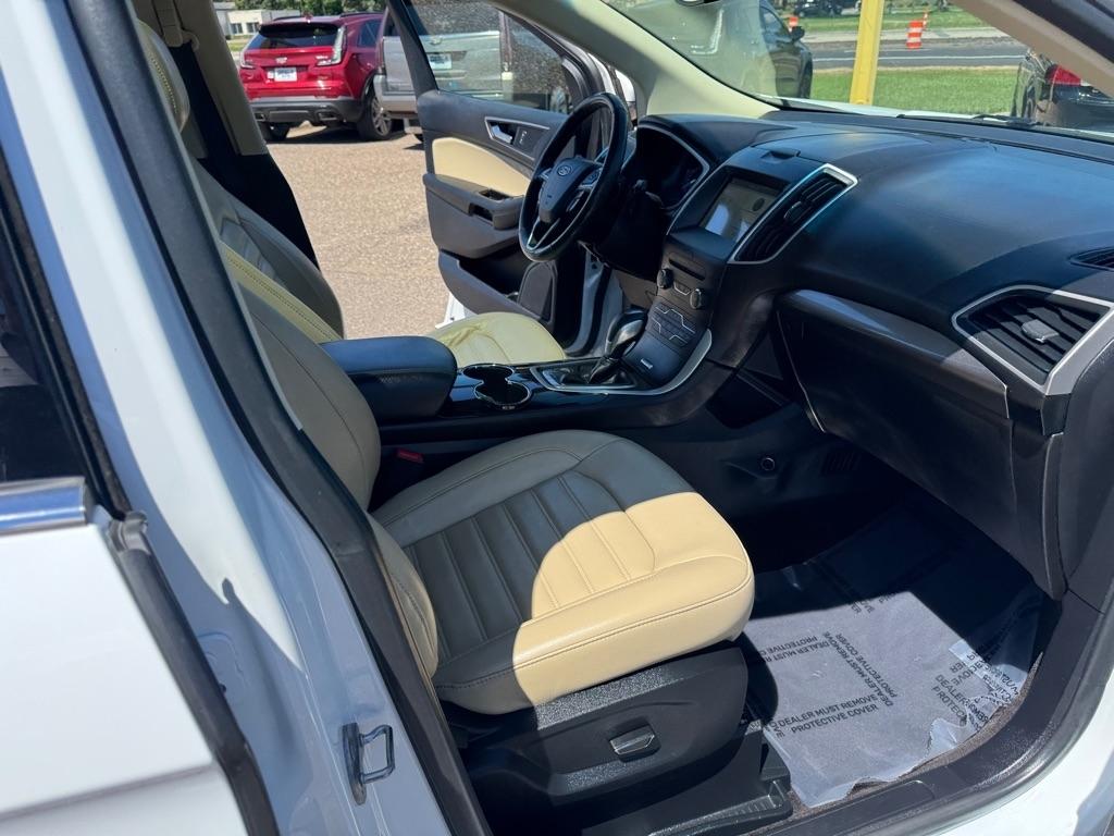 Ford Edge 4dr SEL AWD 2016