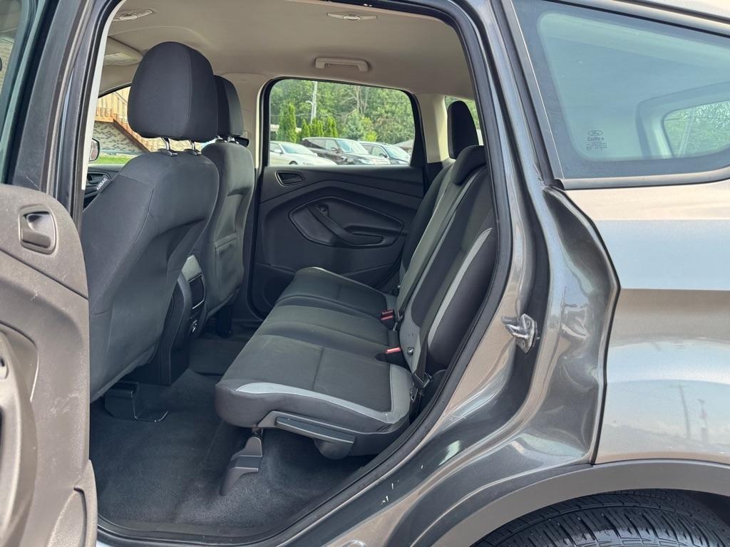Ford Escape FWD 4dr S 2014