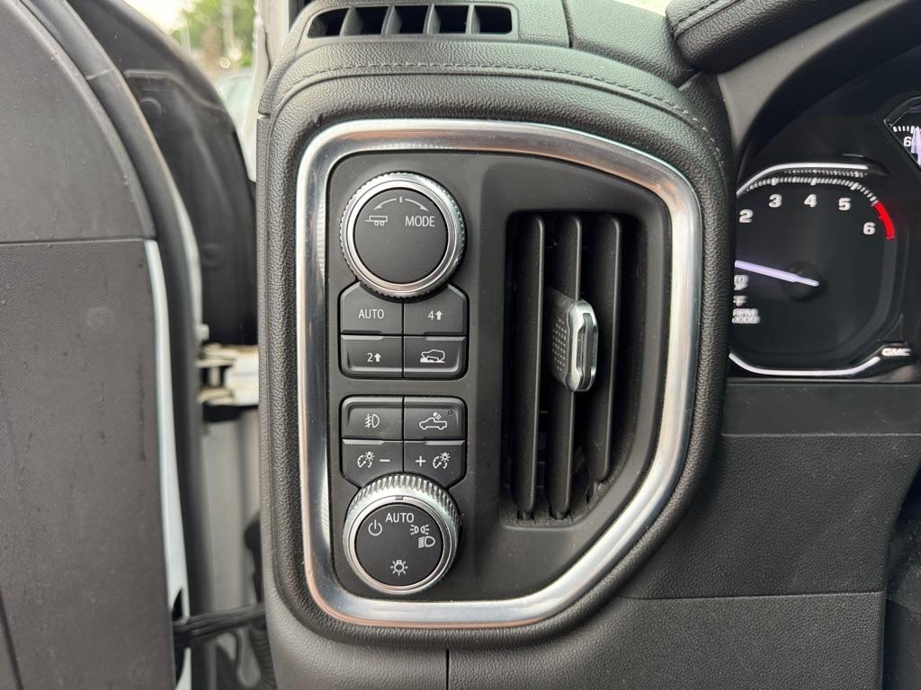 GMC Sierra 1500 4WD Crew Cab 147" Elevation 2020