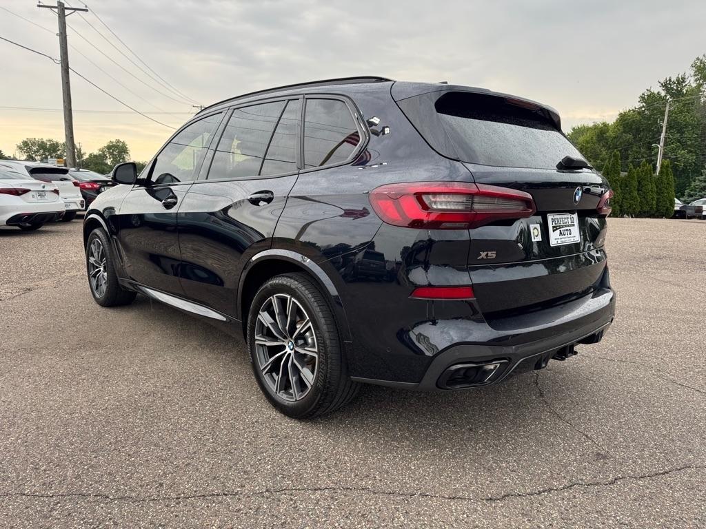 BMW X5 M50i Sports Activity Vehicle 2021