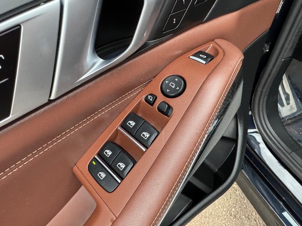 BMW X5 M50i Sports Activity Vehicle 2021