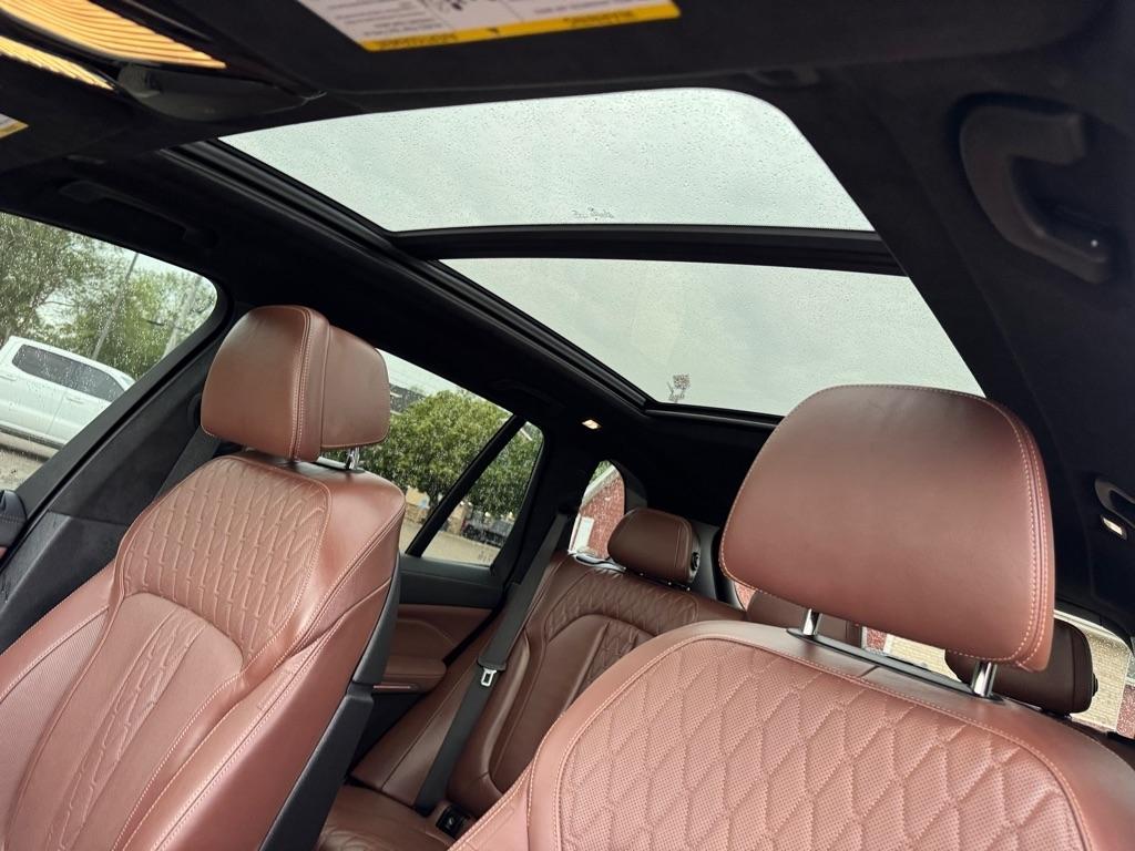 BMW X5 M50i Sports Activity Vehicle 2021