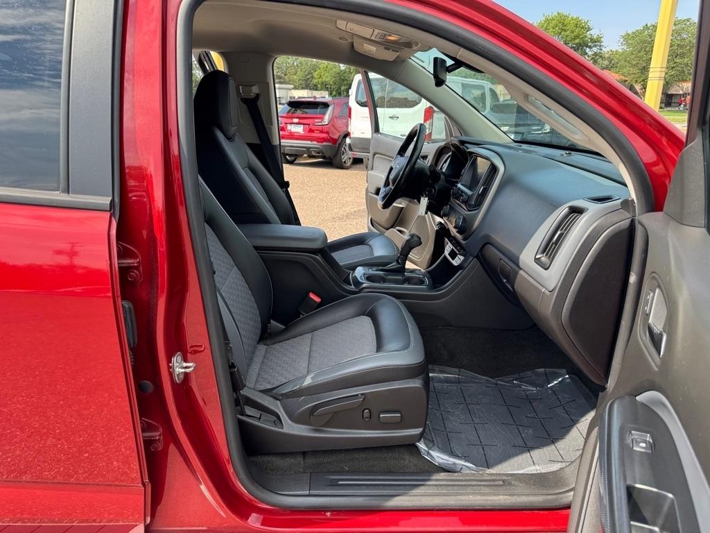 Chevrolet Colorado 4WD Crew Cab 140.5" Z71 2015