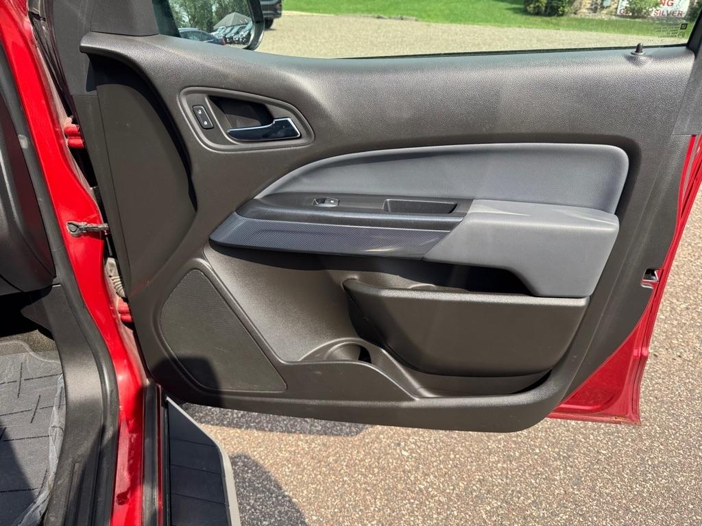 Chevrolet Colorado 4WD Crew Cab 140.5" Z71 2015