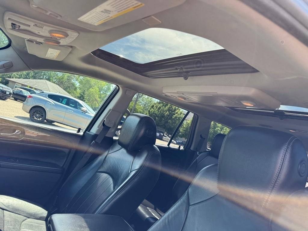 Buick Enclave AWD 4dr Premium 2016