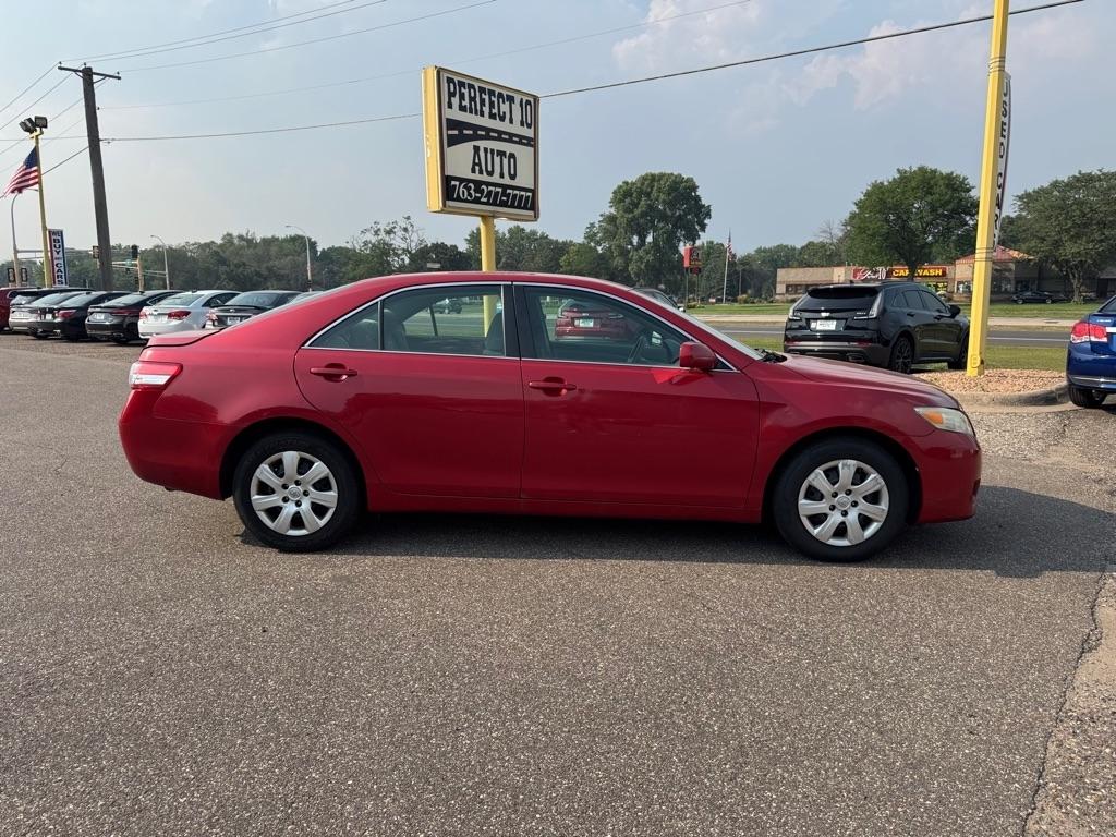 Toyota Camry LE 2011