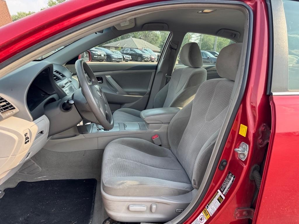 Toyota Camry LE 2011