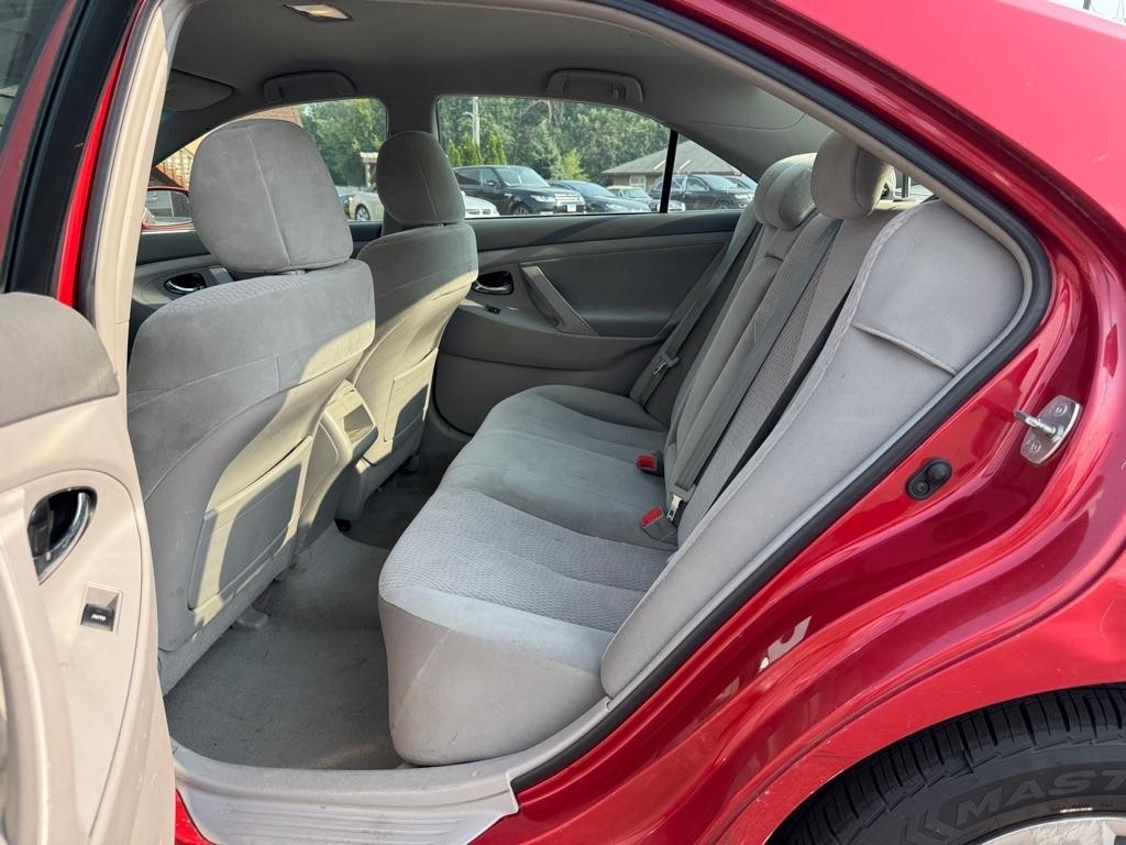 Toyota Camry LE 2011