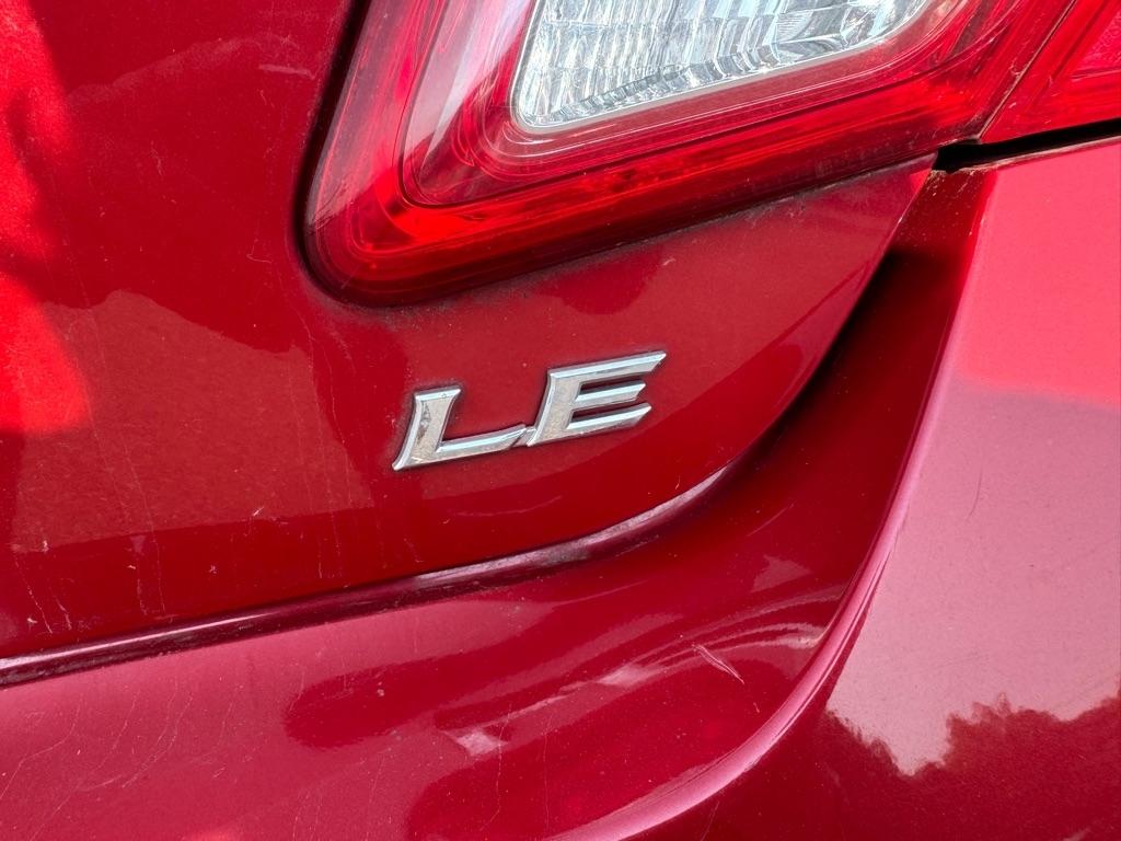 Toyota Camry LE 2011