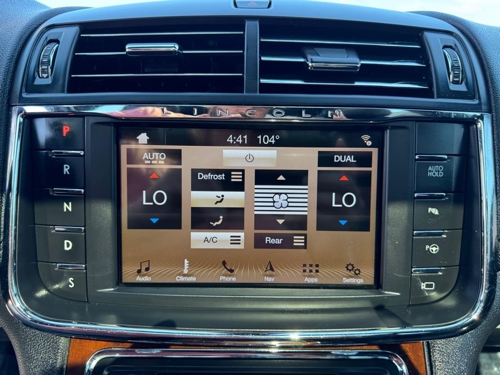 Lincoln Continental Reserve AWD 2017