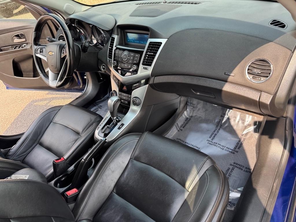 Chevrolet Cruze 4dr Sdn LTZ 2012