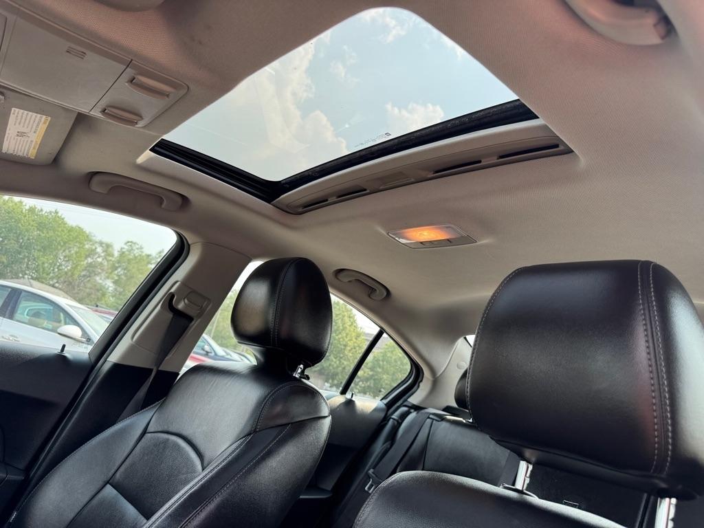 Chevrolet Cruze 4dr Sdn LTZ 2012