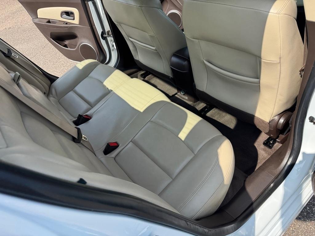 Chevrolet Cruze 4dr Sdn LTZ 2015