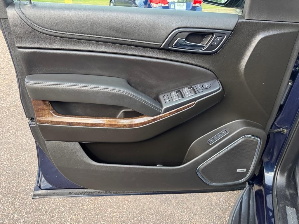 Chevrolet Tahoe 4WD 4dr LT 2019