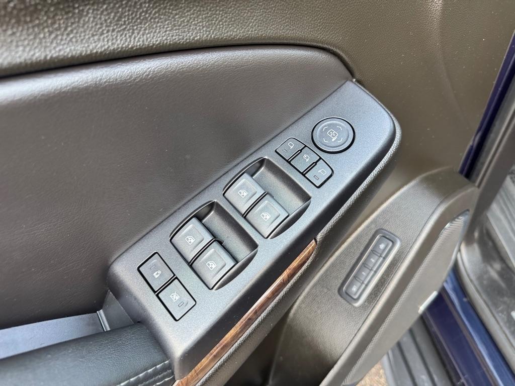 Chevrolet Tahoe 4WD 4dr LT 2019