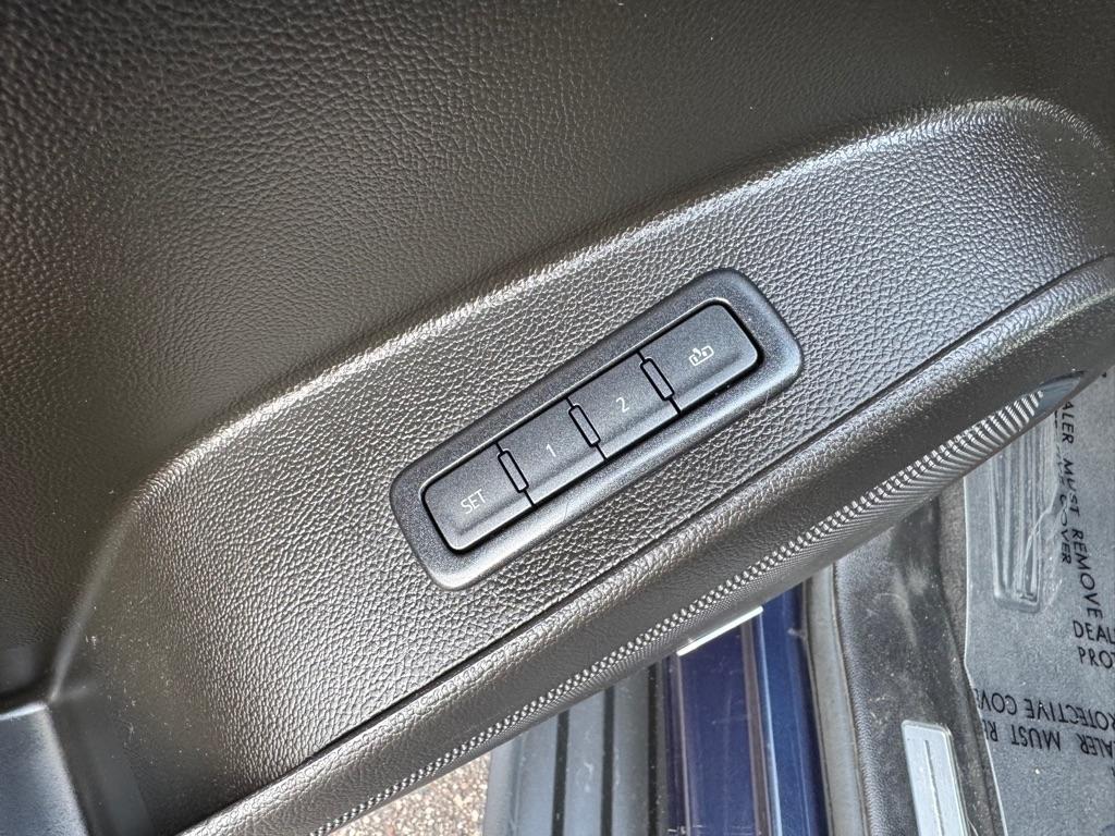 Chevrolet Tahoe 4WD 4dr LT 2019