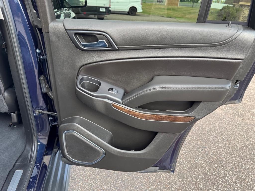 Chevrolet Tahoe 4WD 4dr LT 2019