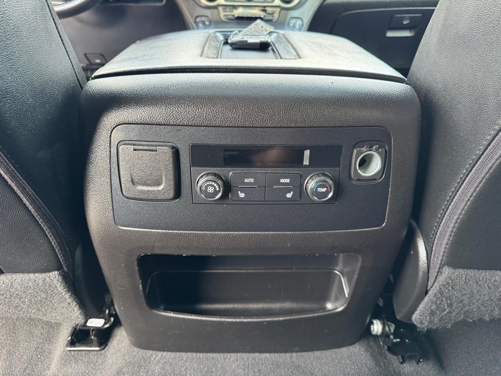 Chevrolet Tahoe 4WD 4dr LT 2019