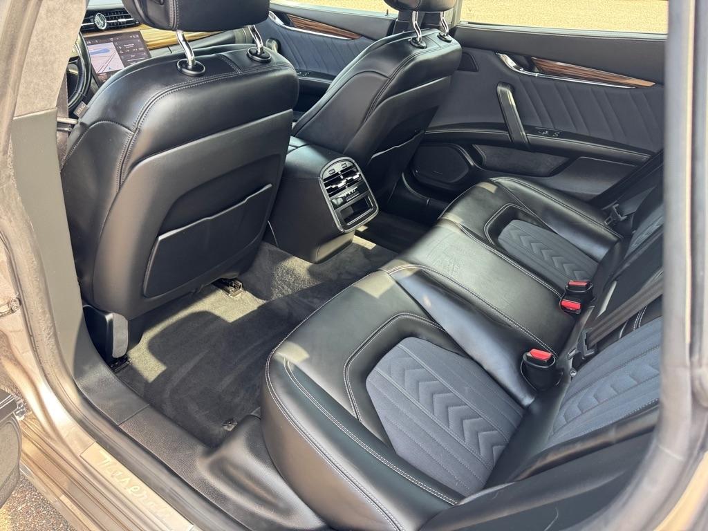 Maserati Quattroporte S Q4 GranLusso 3.0L 2021