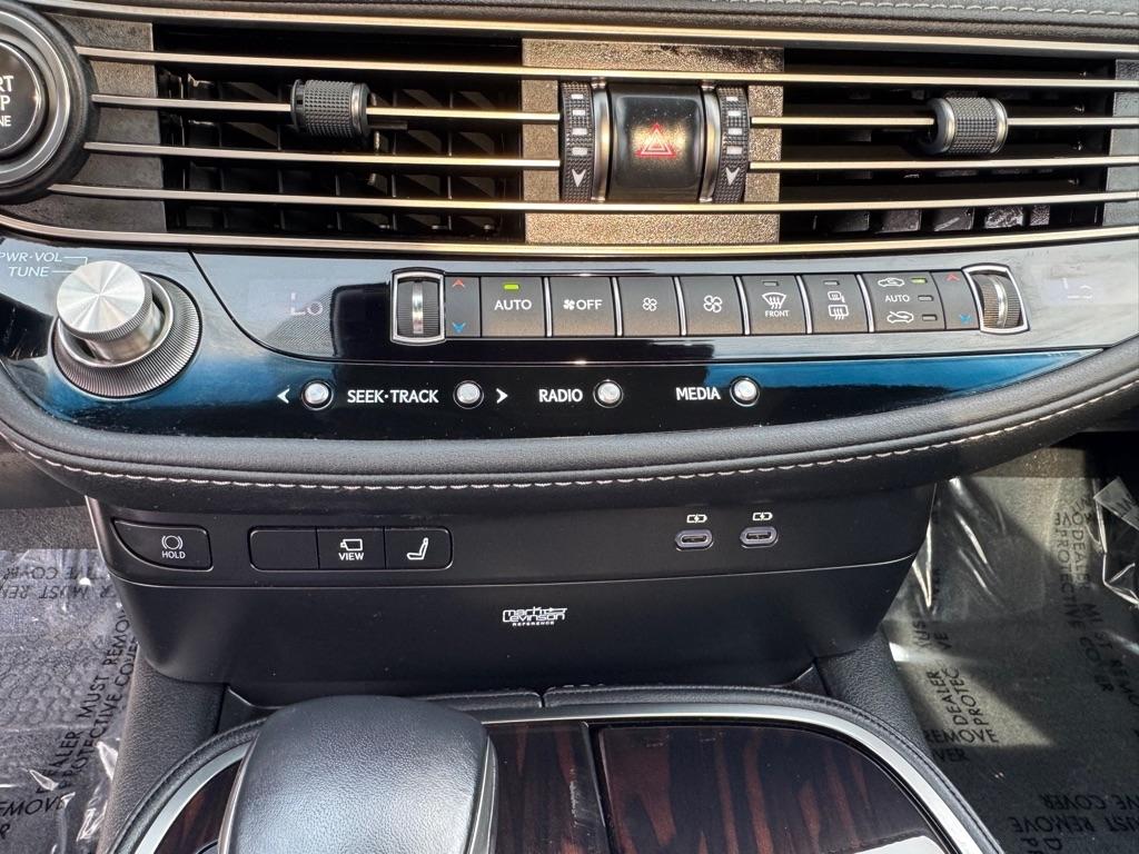 Lexus LS LS 500 AWD 2023